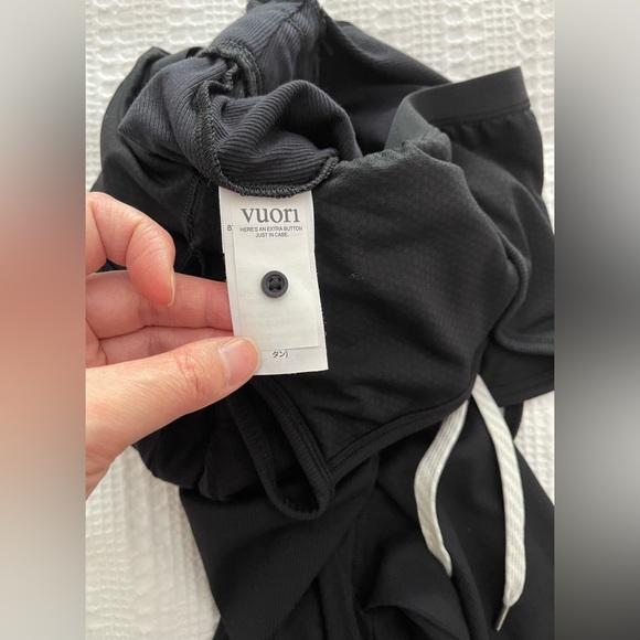 Vuori Pose Henley Black Rib Knit Jumpsuit Sz. XS VW4066 - Picture 8 of 13